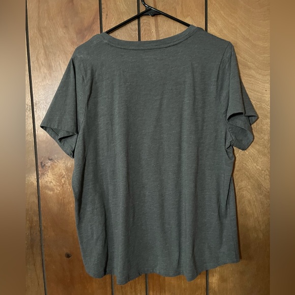 Women's Sonoma "Love Is The Answer" tee - Picture 3 of 4